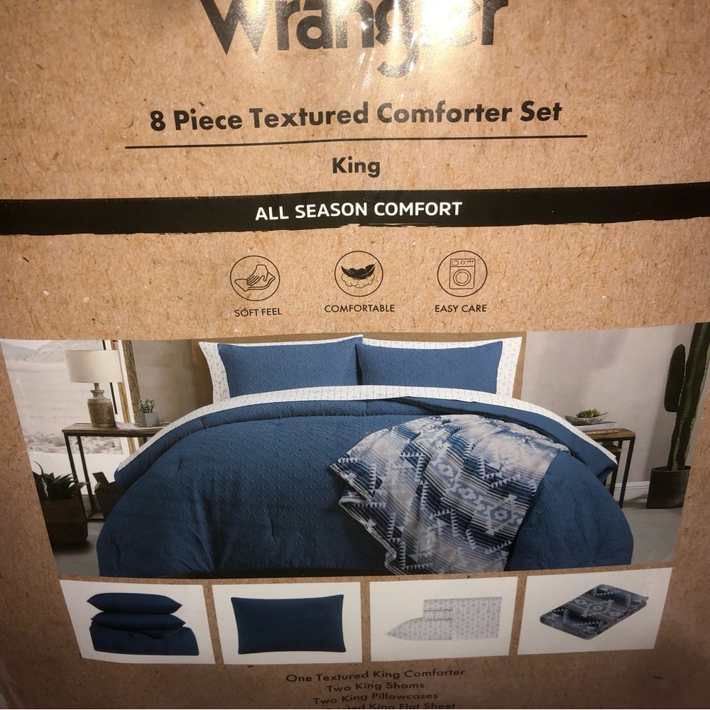 💙 Wrangler King 8-Piece Textured Comforter Set in Navy